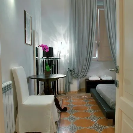 Tatil Evi Artistic Aleardi Roma